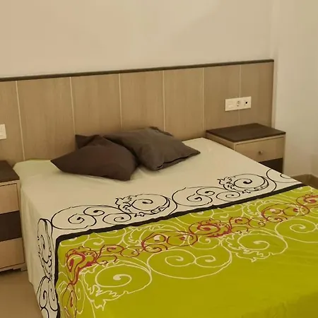 Estudio Moderno Gran Via Διαμέρισμα *